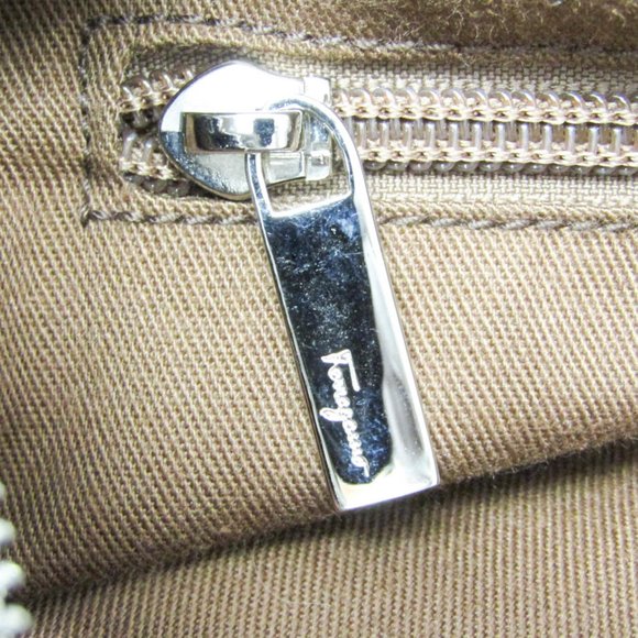 Salvatore Ferragamo Gancini AU-21/5370 Women's Leather Handbag Bronze - Picture 12 of 14